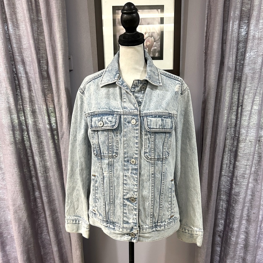 Abercrombie & Fitch Acid Washed Denim Jacket